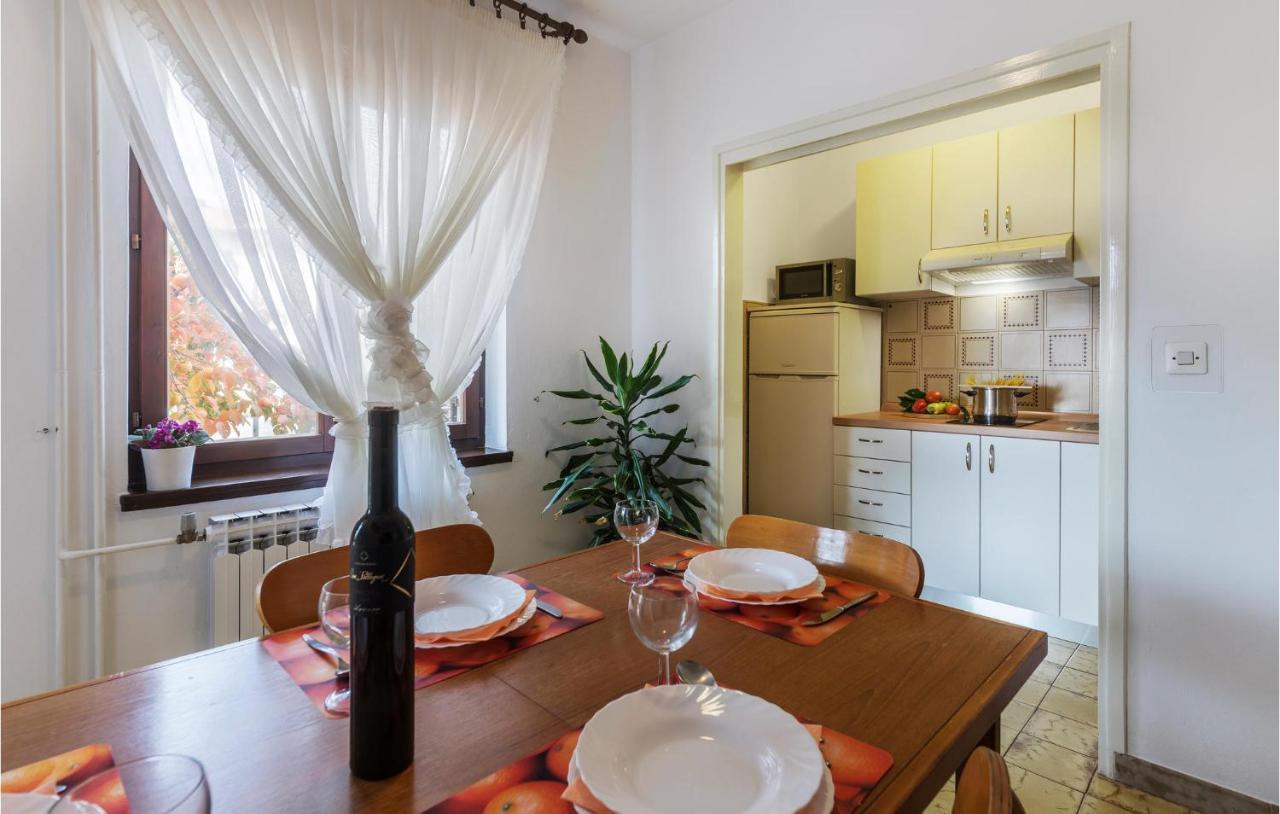 Stunning In With Kitchen Apartment Umag